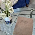 Haus Anschuetz - *